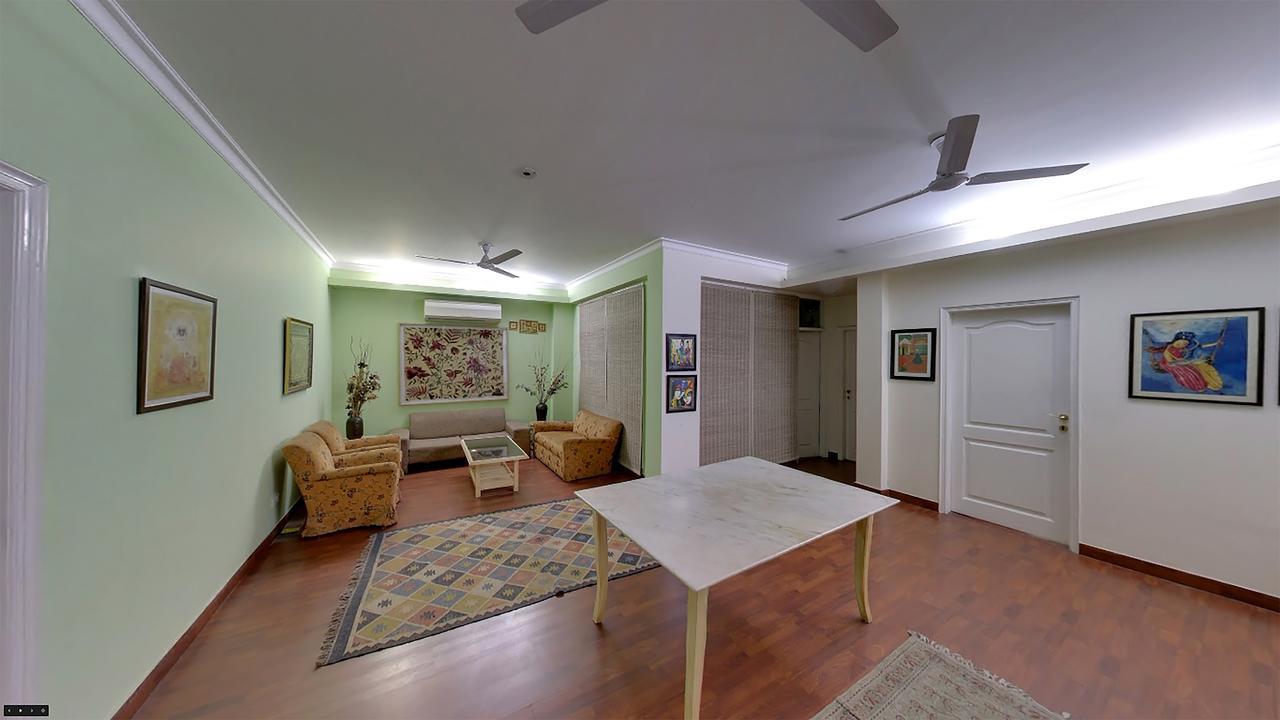 Colonel'S Retreat At The Airport Bed & Breakfast New Delhi Bagian luar foto